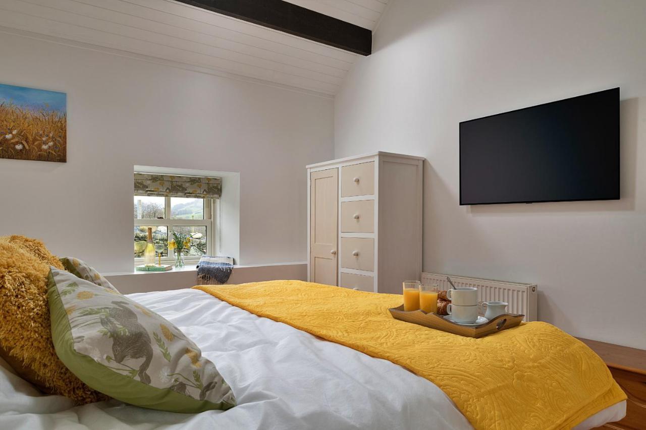 Finest Retreats - Moelis Granary - Luxury Cottage With Hot Tub Llandrillo Ngoại thất bức ảnh