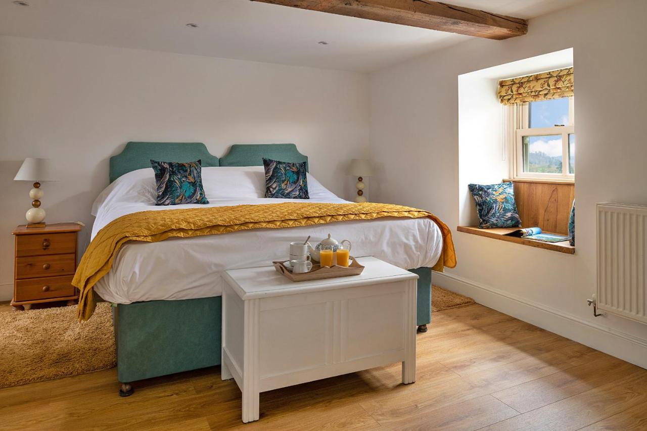 Finest Retreats - Moelis Granary - Luxury Cottage With Hot Tub Llandrillo Ngoại thất bức ảnh